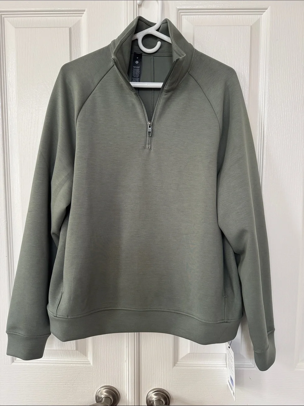 Smooth Spacer Quarter-Zip Pullover Sweater in Olive Green size M